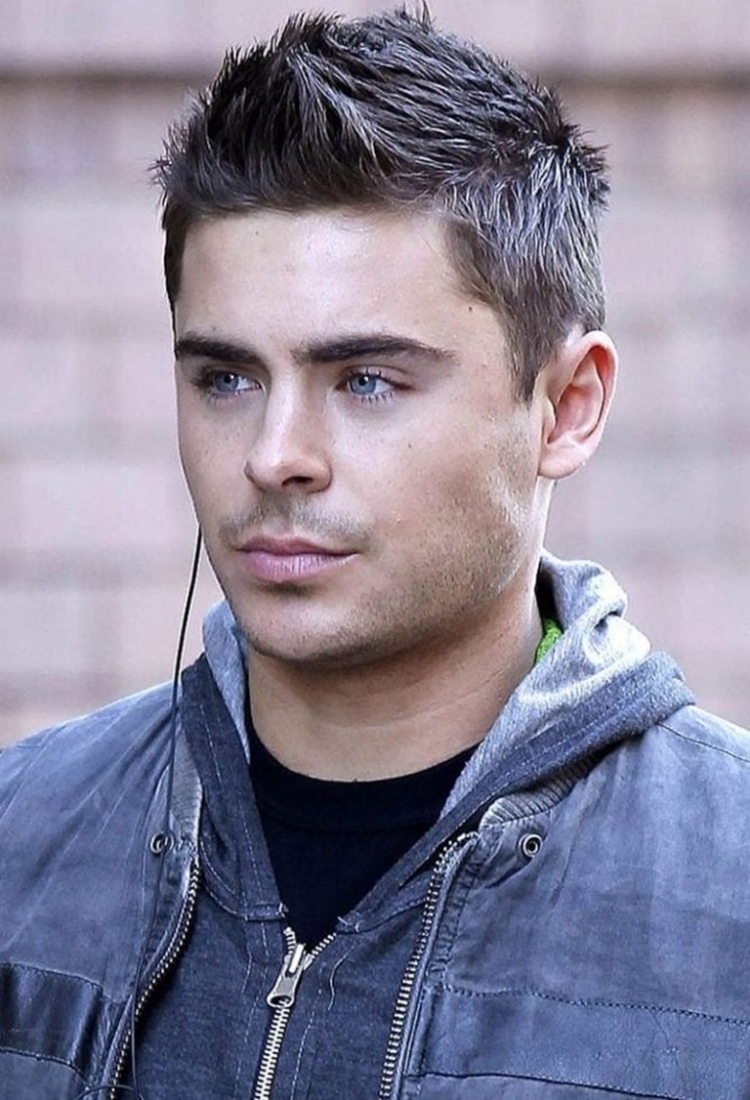 Зак Эфрон прическа