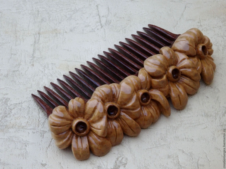 Резные гребни для волос