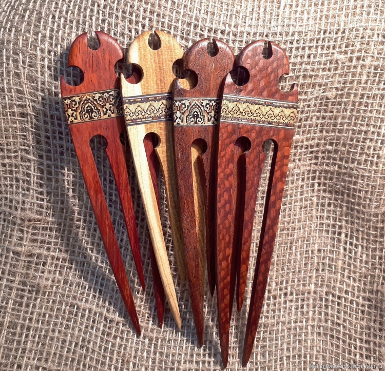 Заколки из дерева