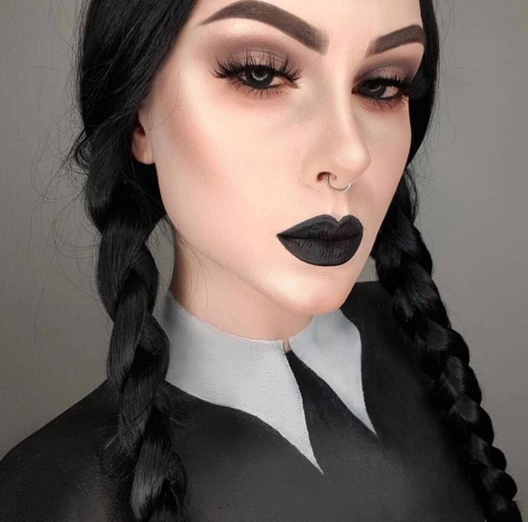 Уэнсдей Аддамс мейкап