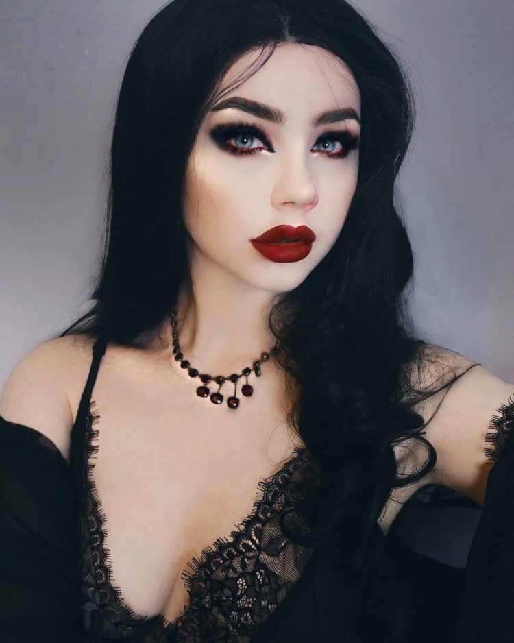 Готический мейкап в стиле Круэллы