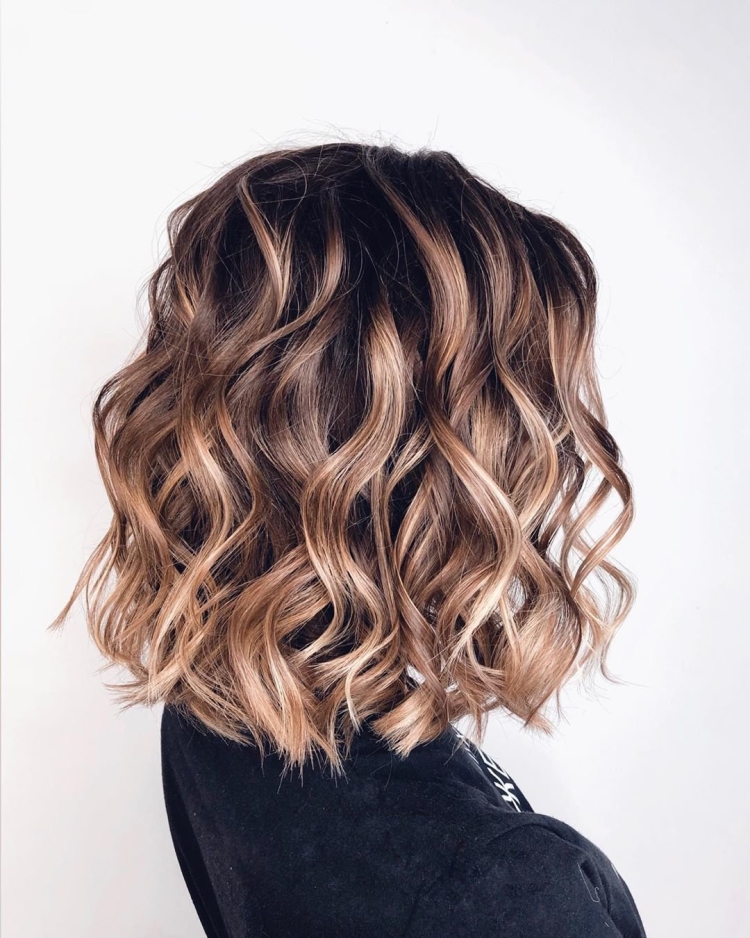 Легкие Локоны на каре