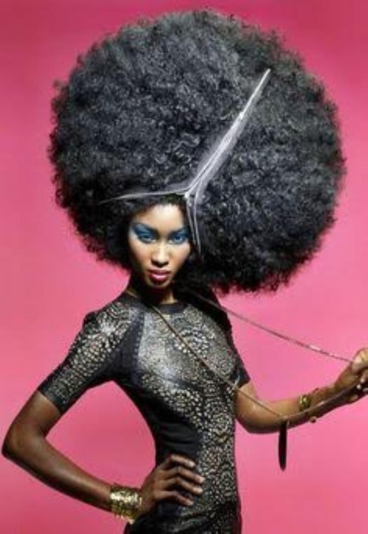 Прически моделей необычные