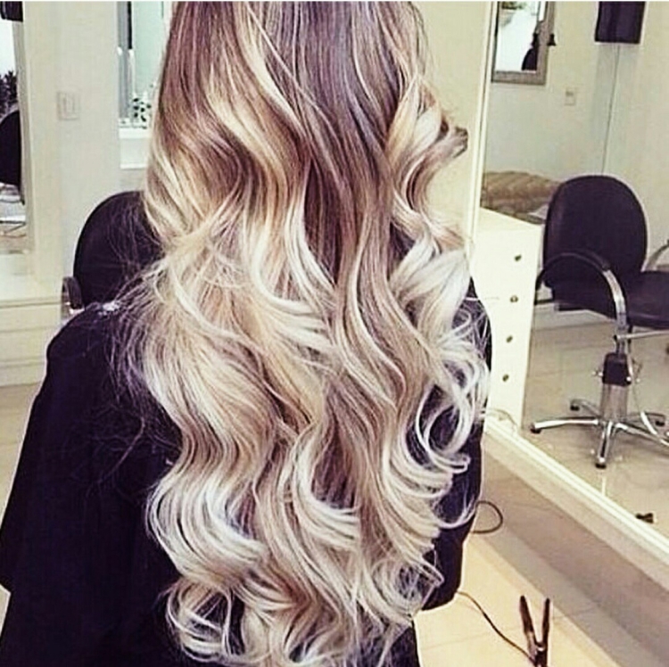 Наращивание омбре на русые