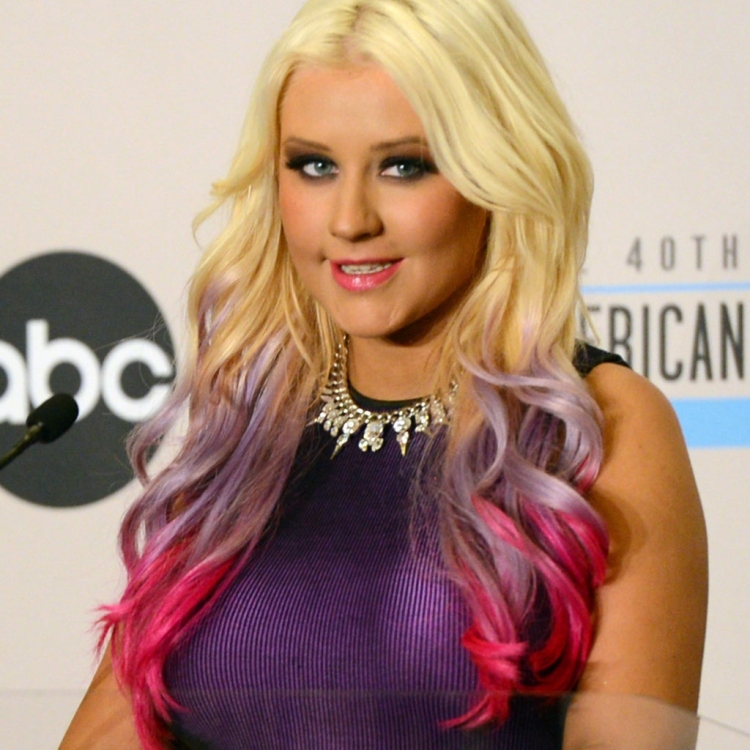 Кристина Агилера пряди