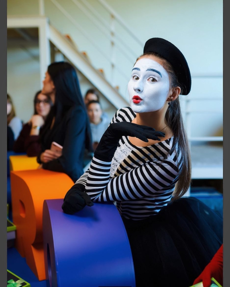 Прически мимов