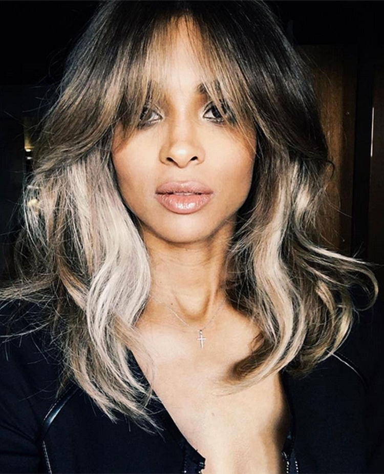 Удлиненная челка Сиара