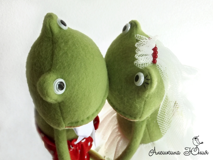 Окрашивание влюбленная жаба