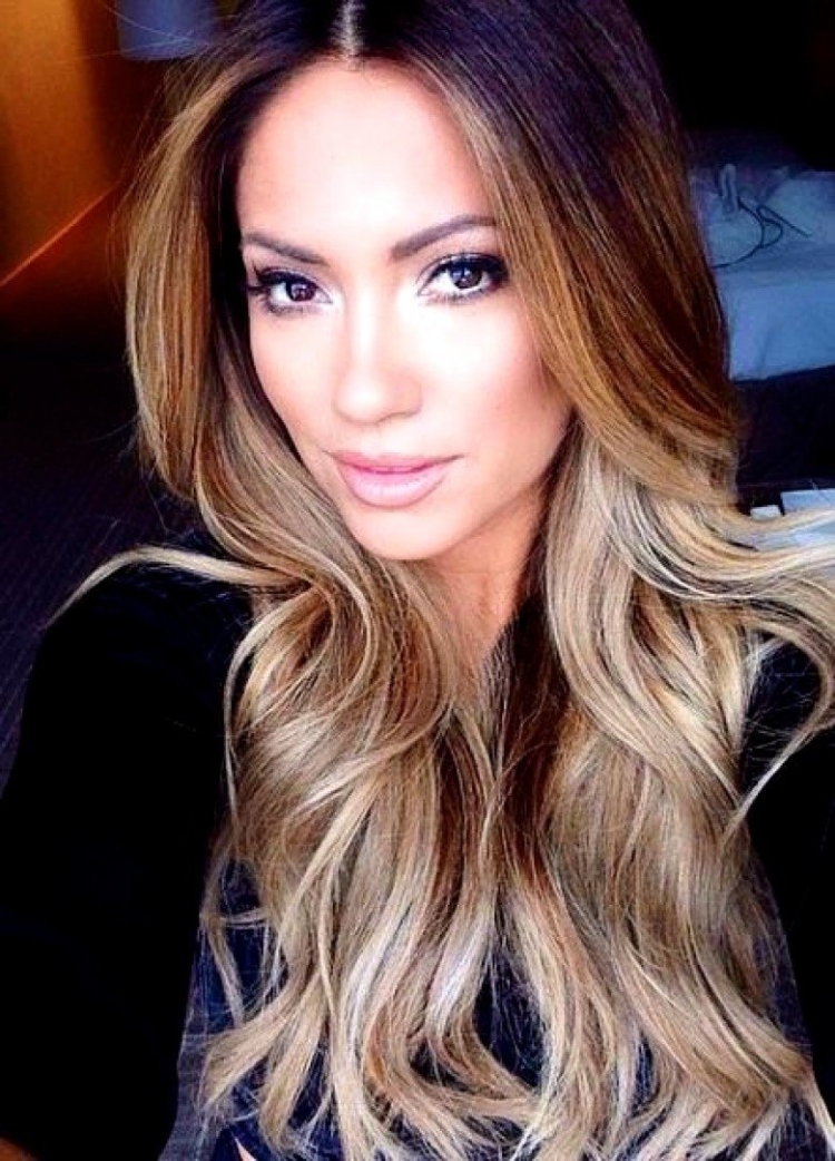 Светлое омбре на темные волосы