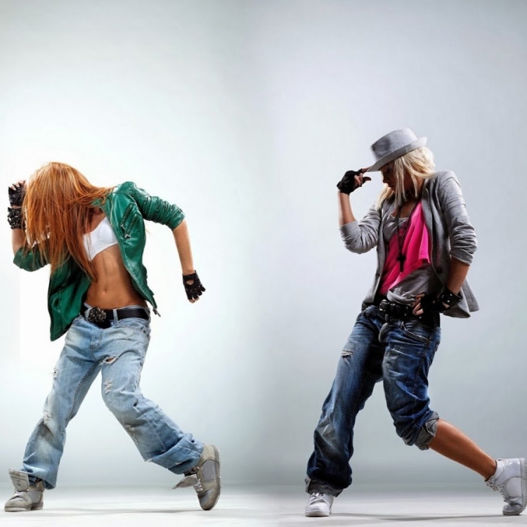 Хип-хоп стиль одежды для девушек