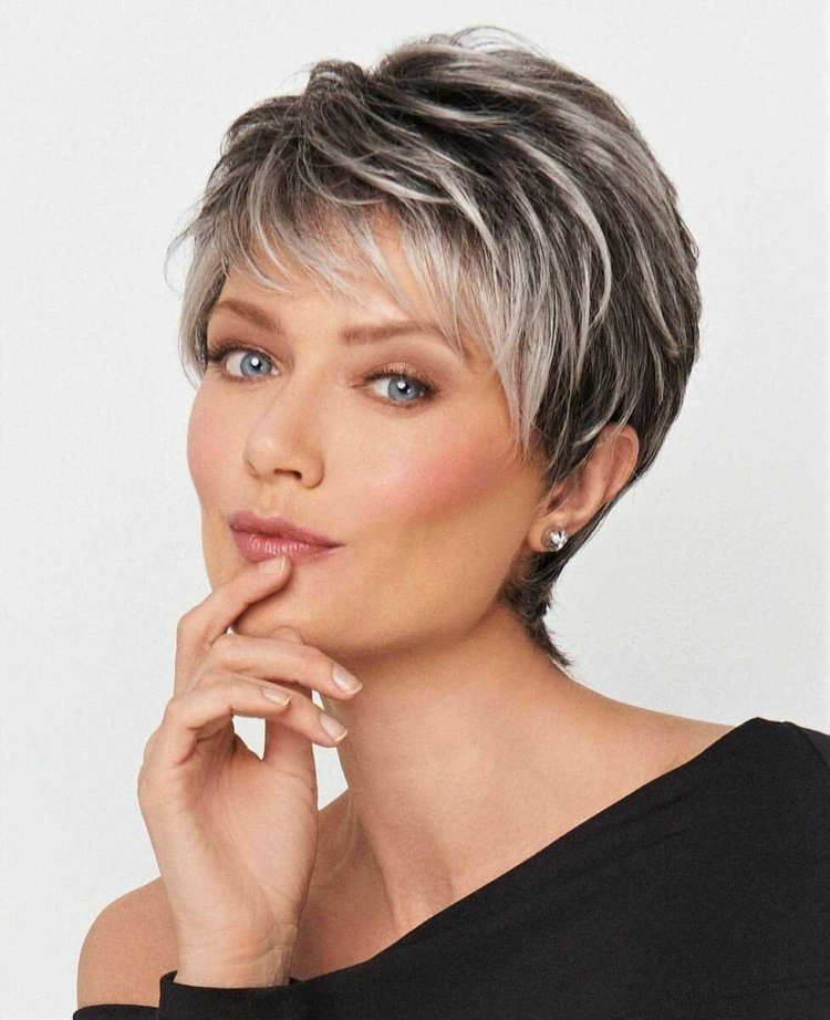 Стрижка Пикси Гарсон для женщин после 50