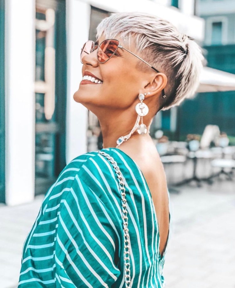 Ирина Понаровская стрижка Пикси на короткие