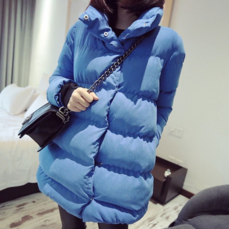 Голубой пуховик короткий женский