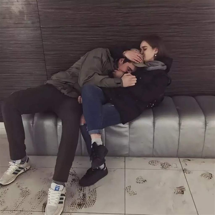 Парень и девушка топовые