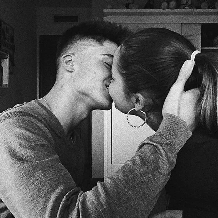 Милые поцелуи