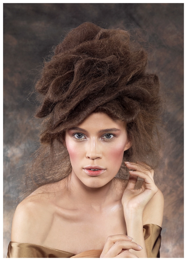 Прическа Воронье гнездо