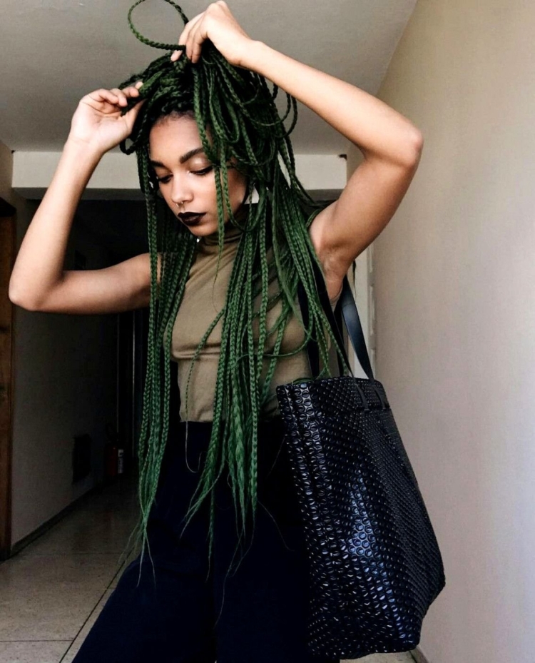 Сенегальские косы и де дреды
