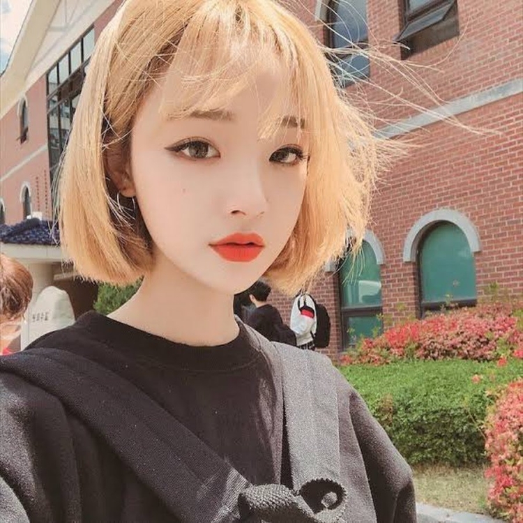 Улзанг герл