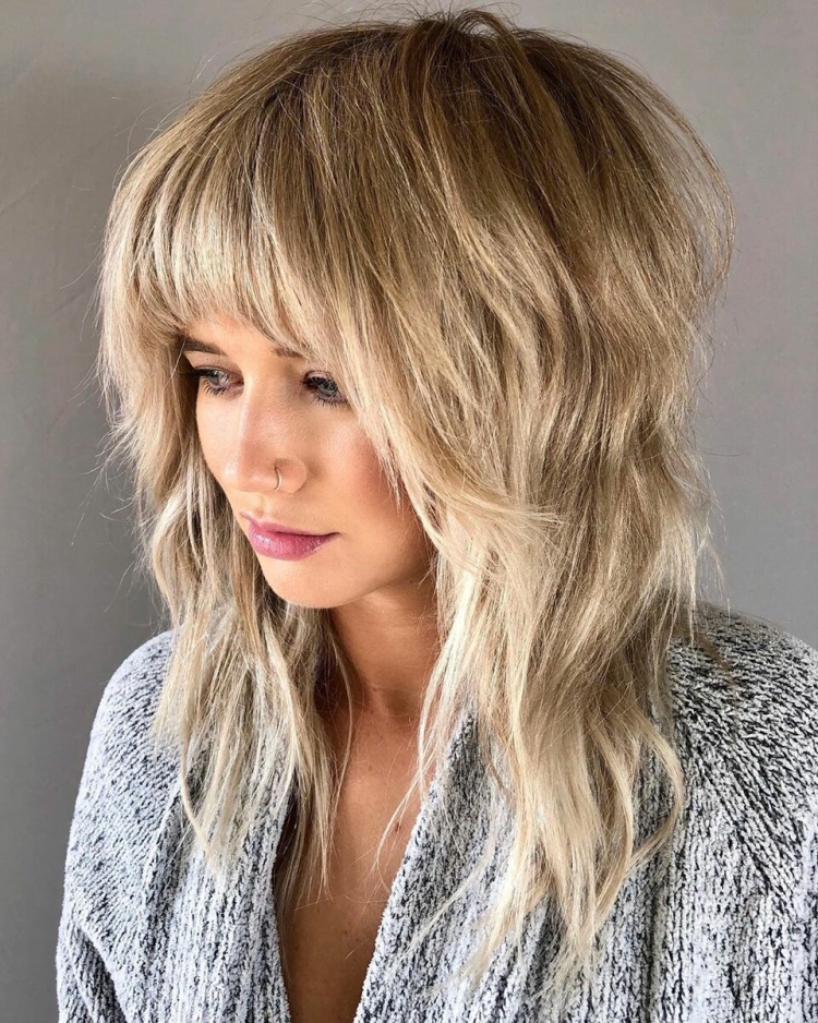 Стрижка Шегги 2022 на средние