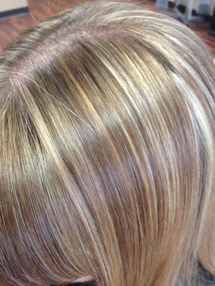 Частое прикорневое мелирование