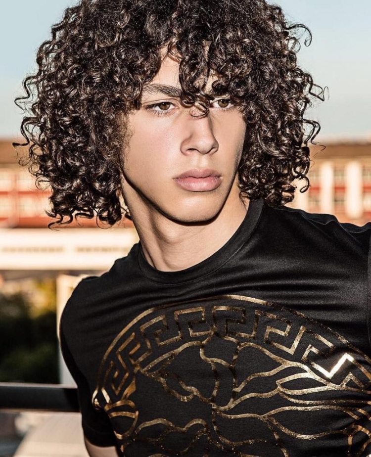 Кудрявый Кристофер