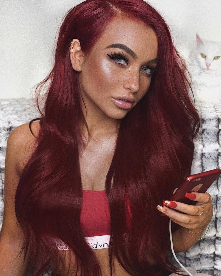 Красно бордовый цвет волос