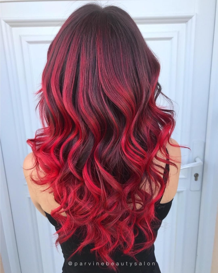 Омбре балаяж красный