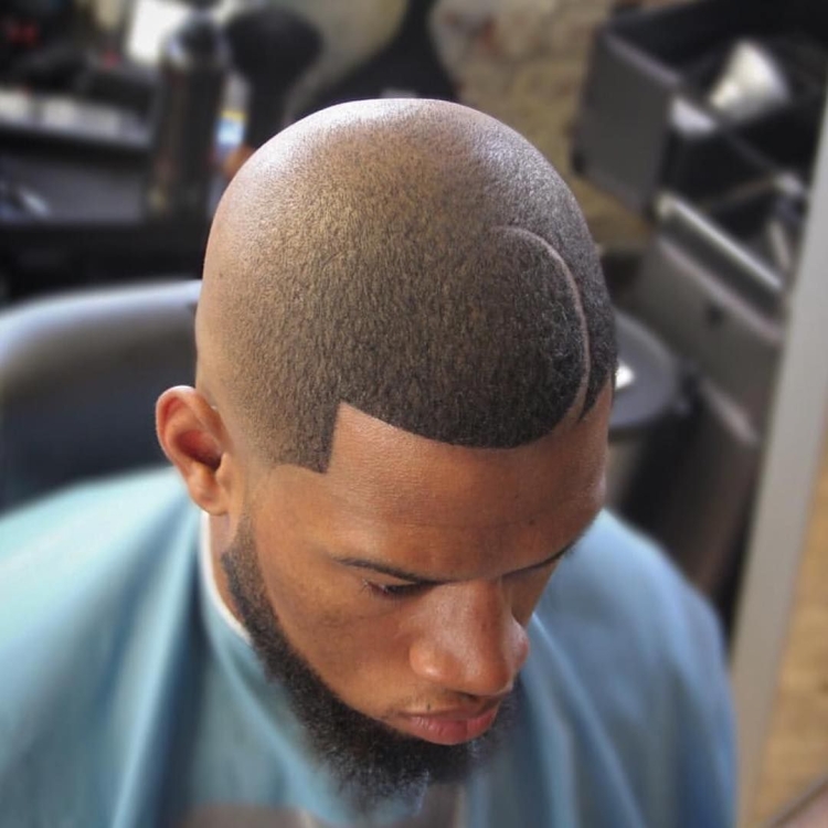 Эдгар стрижка лысый фейд