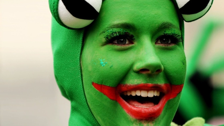 Макияж лягушки