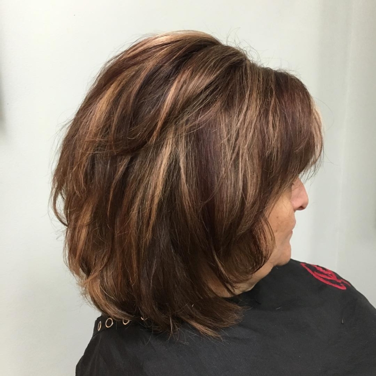 Градуированный Боб каскадами на средние