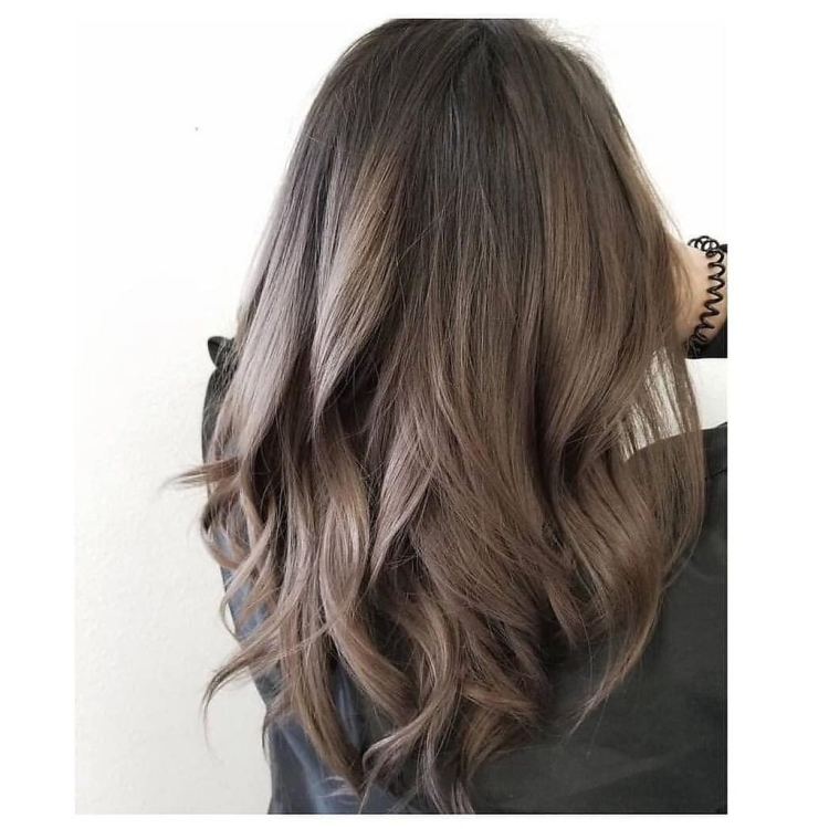 Эш Браун цвет волос