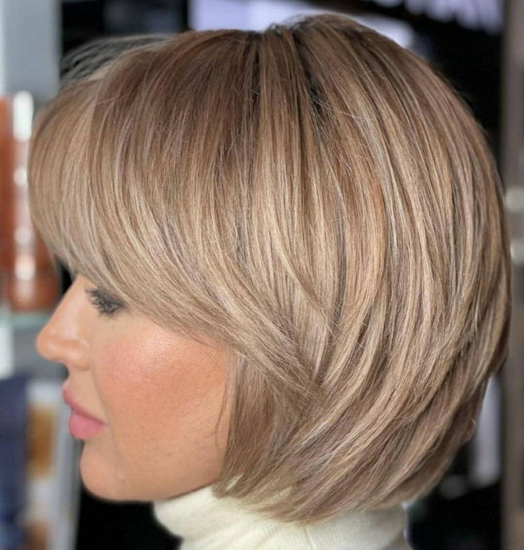 Модное окрашивание 2022 на короткие мелирование