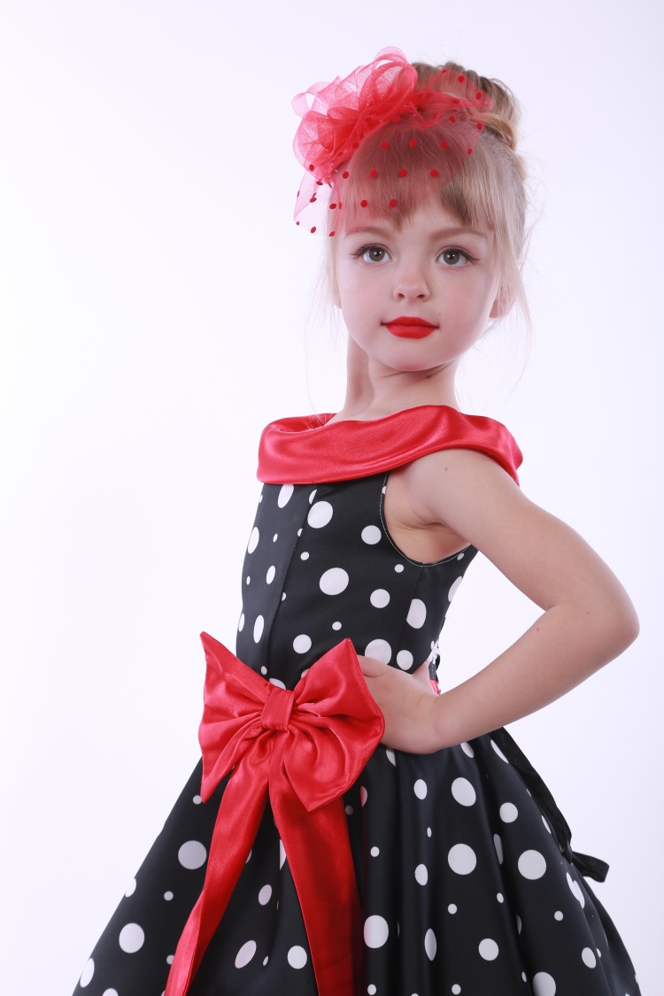 Прическа на выпускной в детский сад в стиле Стиляги