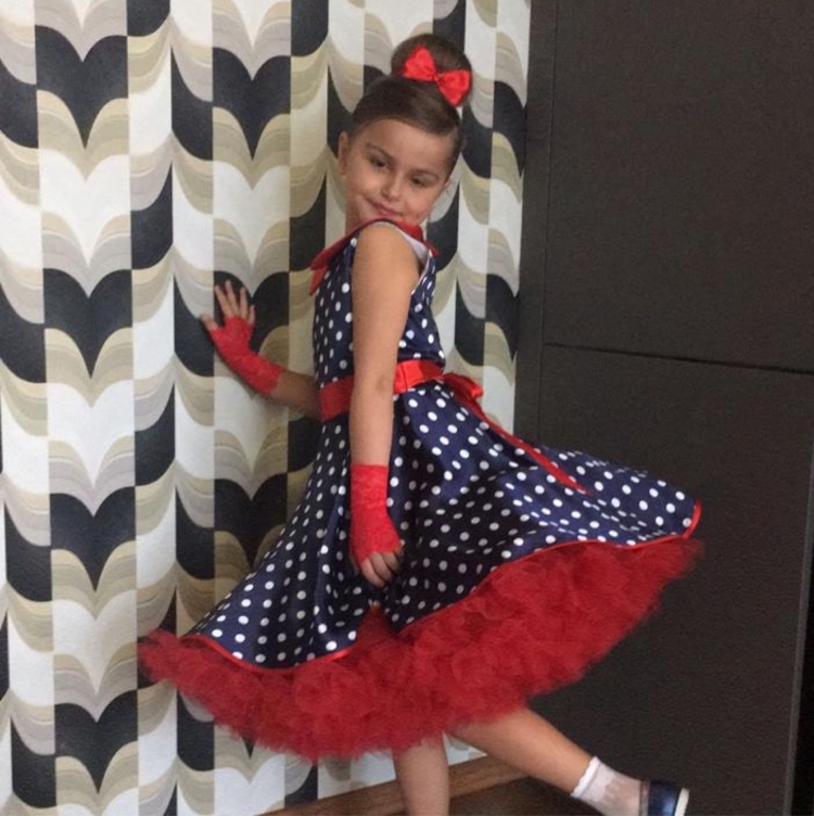 Прическа на выпускной в стиле Стиляги