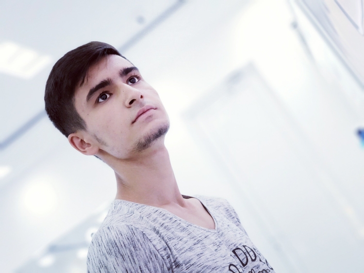 Фирдавс Бабаев