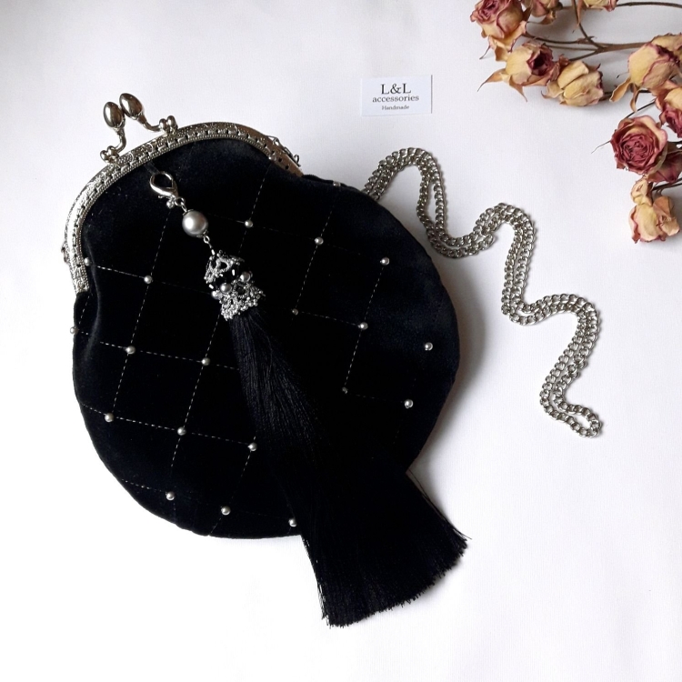 Фермуар Miu Miu