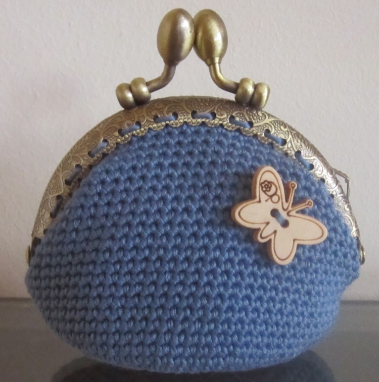 Вязаная сумка с фермуаром