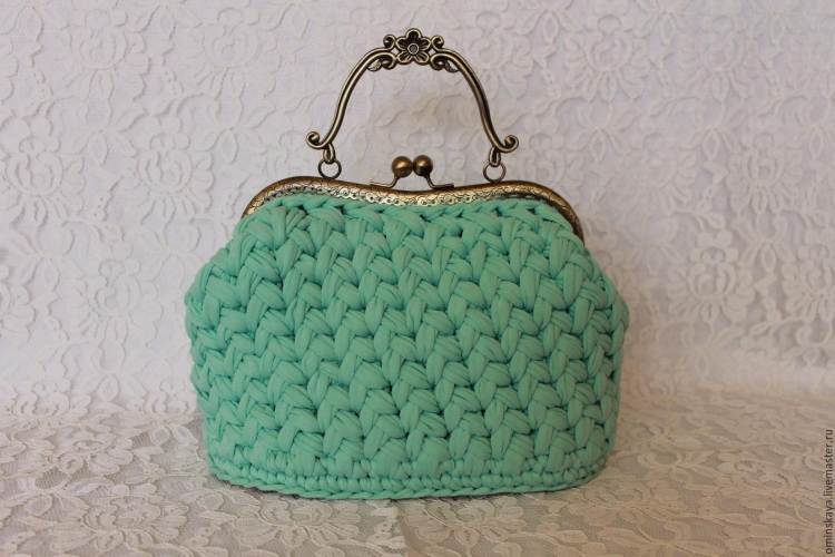Вязаные сумки с фермуаром из трикотажной пряжи
