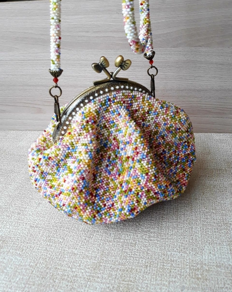 Сумка Avon с фермуаром