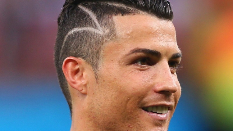 Криштиану Роналду прическа