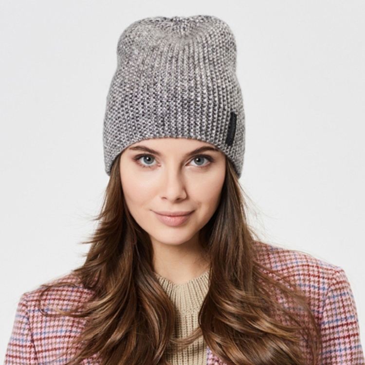 Шапка бини 2022