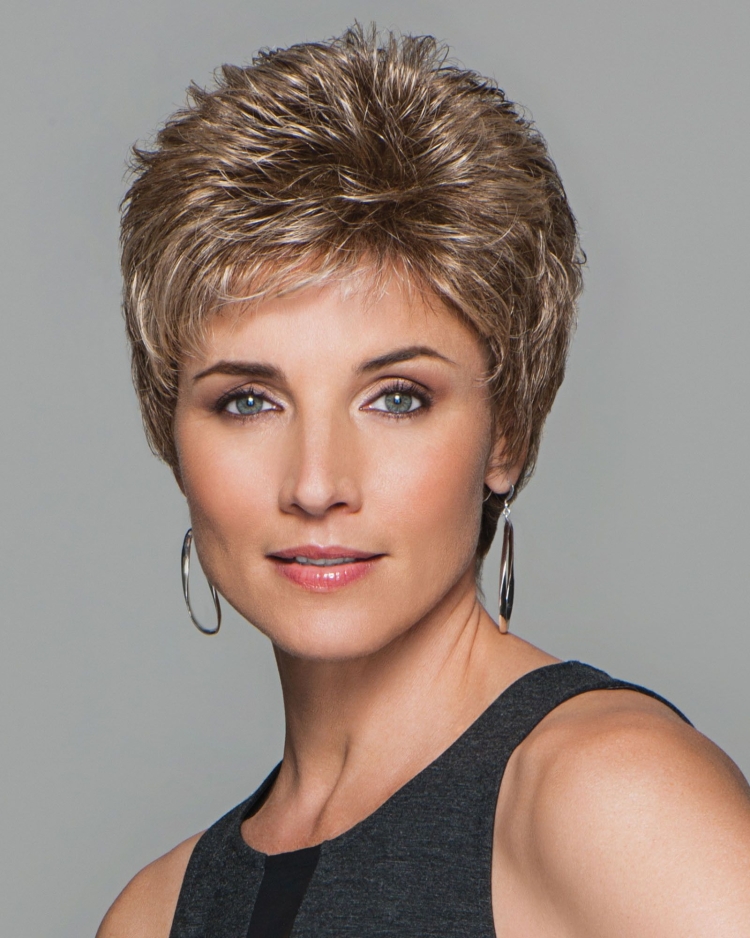 Короткие женские стрижки с мелированием