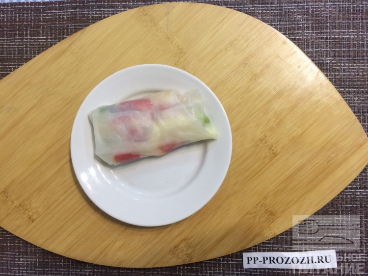 Десерт наслаждение в рисовом листе