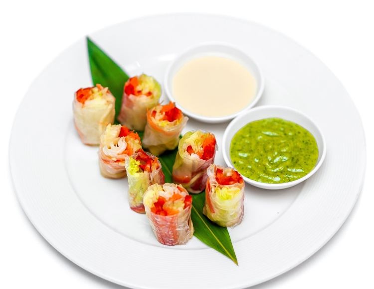 Овощные роллы в рисовой бумаге