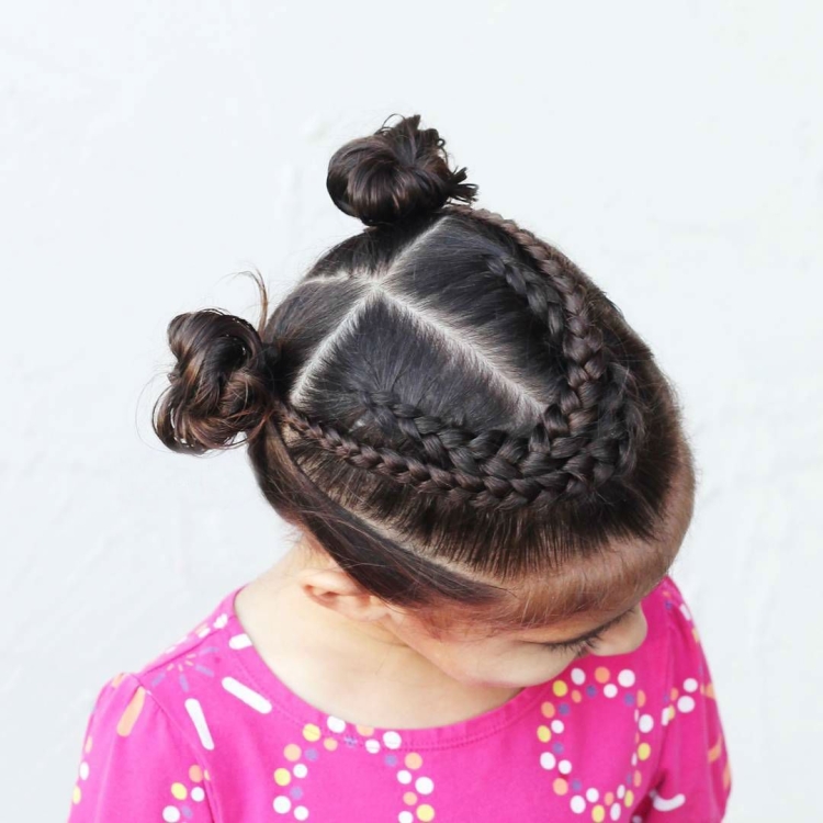 Детские прически ушки