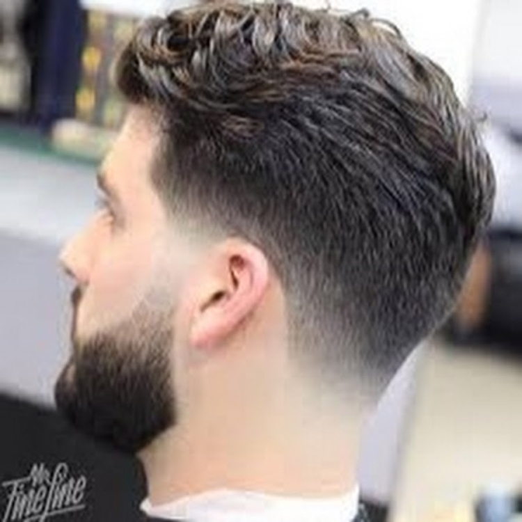 Тапер фейд стрижка