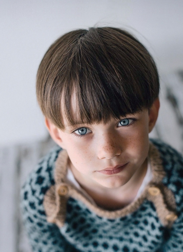 Прическа под горшок для мальчиков