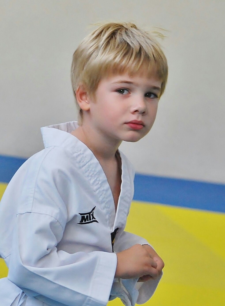 Детские стрижки мальчику 3 года шапочка