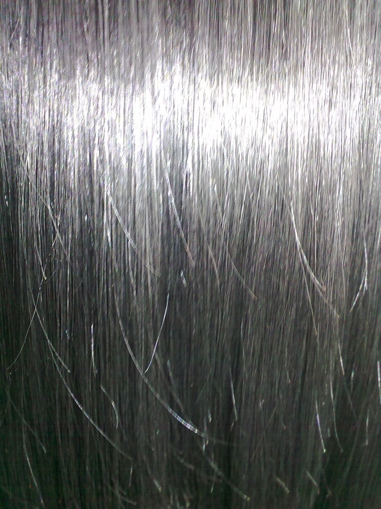 Волосы мокрый асфальт