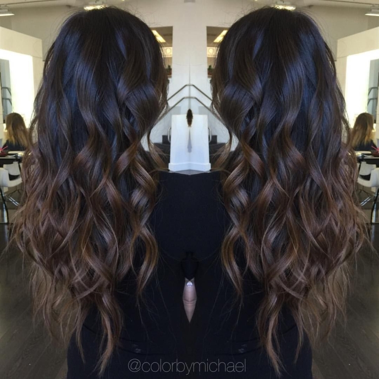 Балаяж на черные волосы длинные